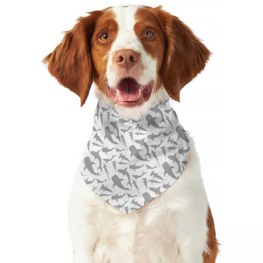 Bandana para mascotas con estampado de tiburones